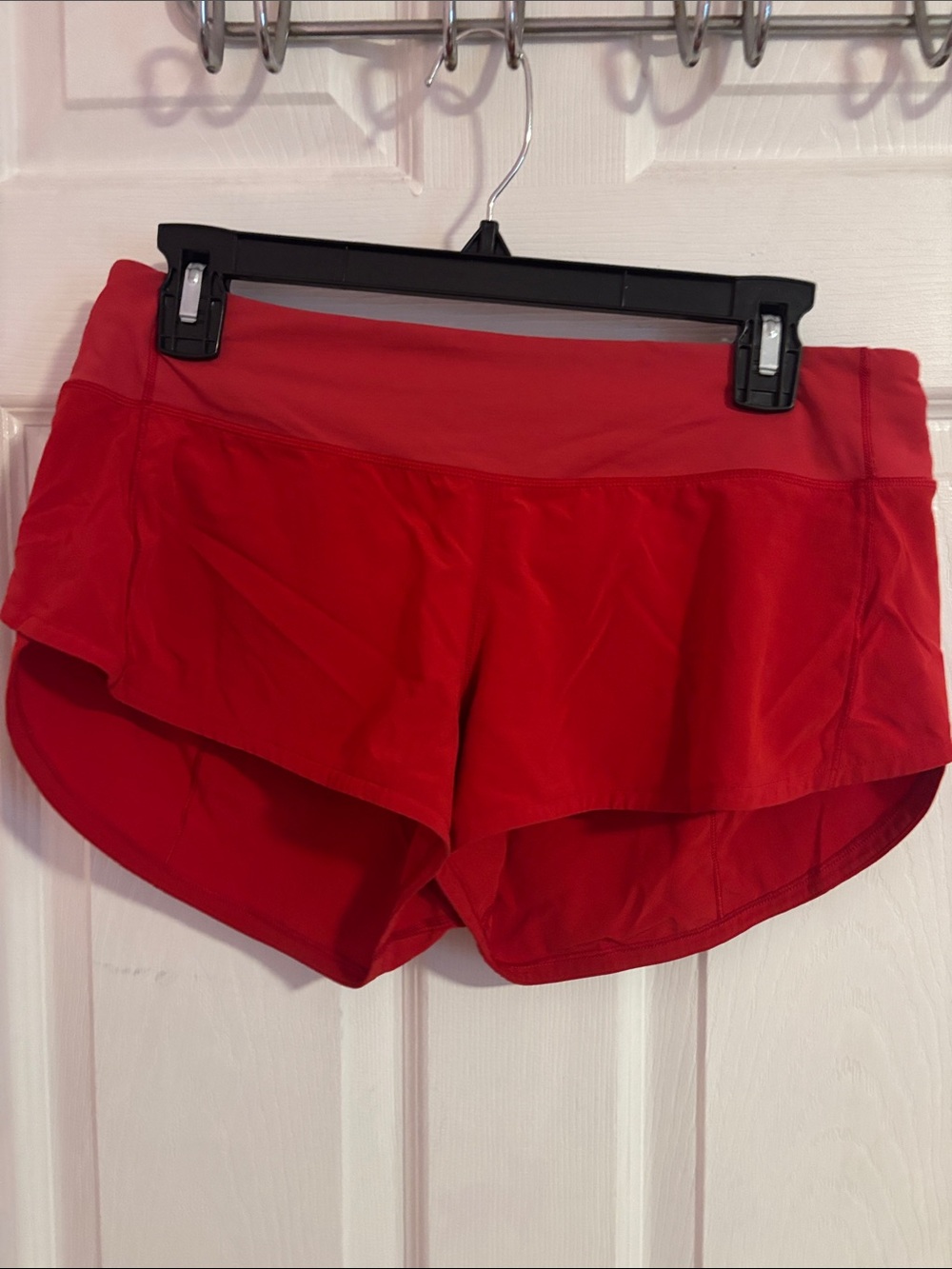 Lululemon Hotty Hot Low-Rise Lined Shorts 2.5”